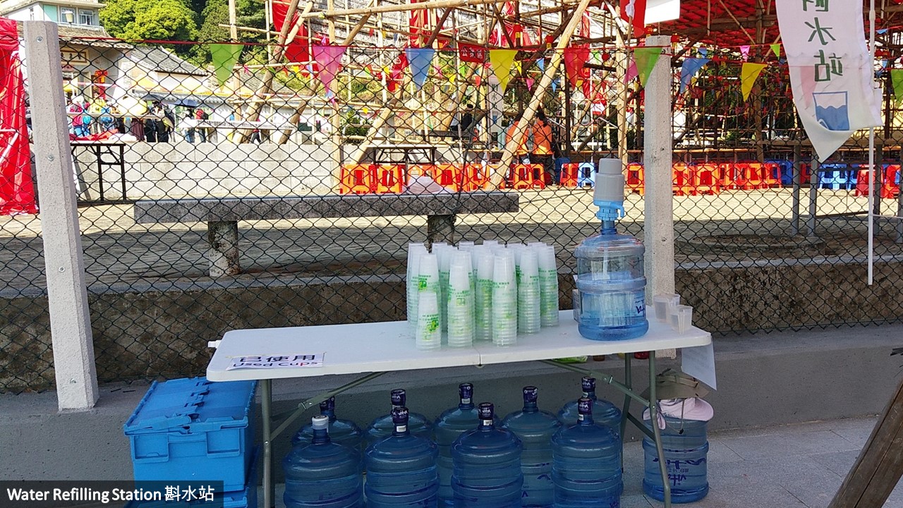 Water refilling station and reusable cups