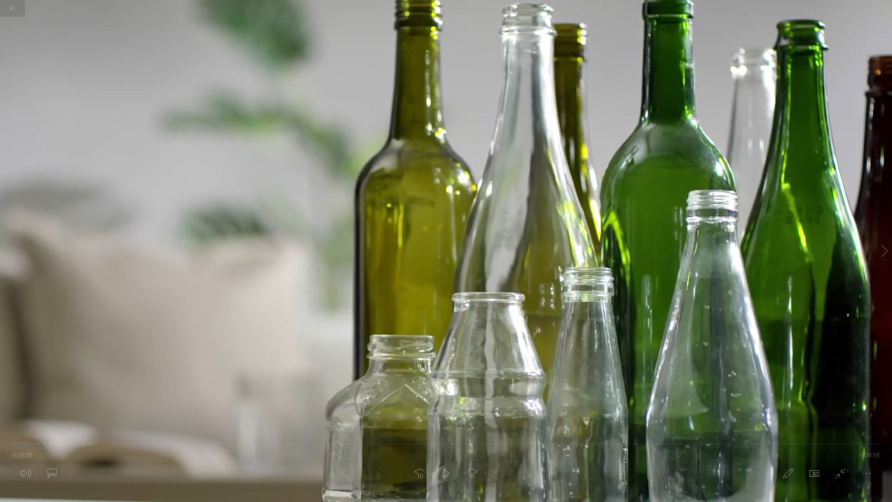 It's a Glass Bottle Recycling Bin! Don’t Get It Mixed Up!