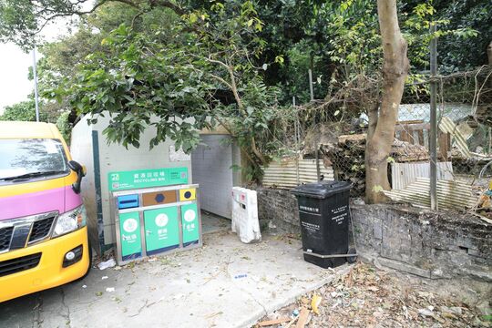獅子山隧道公路沙田頭村新村垃圾站
