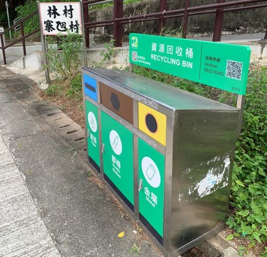 林錦公路EA 7135電燈柱後面