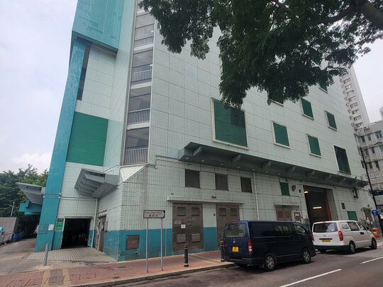 鴨脷洲市政大廈垃圾收集站