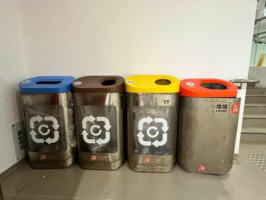 維多利亞公園游泳池 (近東翼觀眾席)