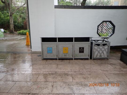 坑口文曲里公园 (近南大门入口)