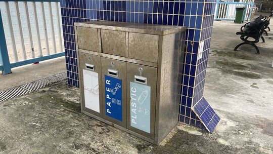 银线湾泳滩 (近小食亭)