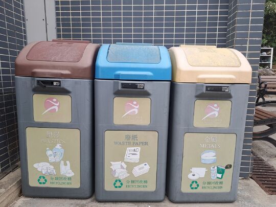 龜背灣泳灘 (近洗手間)