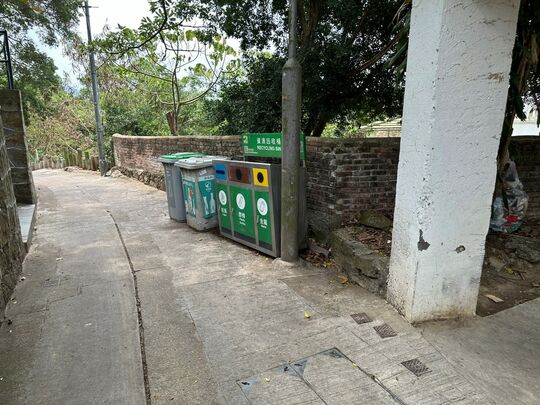 南丫岛榕树湾大坪新村102号对面