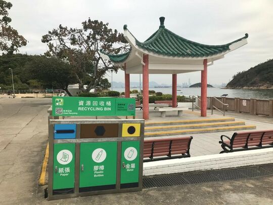 坪洲东湾烧烤区侧垃圾站，坪洲东湾烧烤区侧