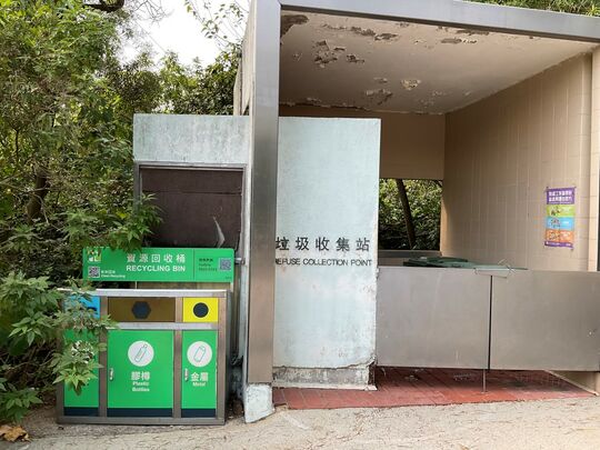 大嶼山東灣莫羅瑞華學校對面垃圾站，大嶼山東灣莫羅瑞華學校對面