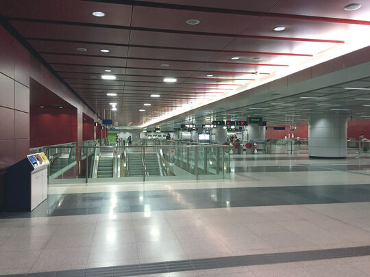 港铁公司 - 荃湾西站