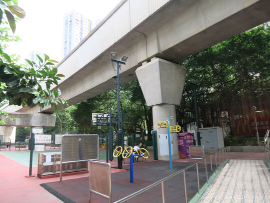 博康邨对出曾大屋游樂场