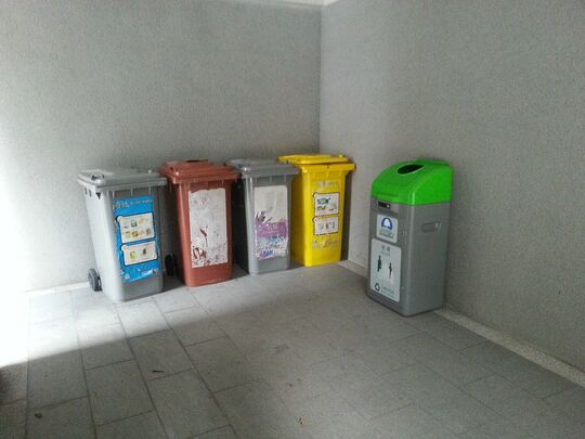 文輝道2-8, 9-11 號