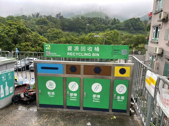 大埔水窩村停車場近燈柱 V 4580.