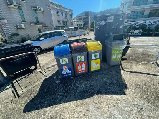 塘上村灯柱编号VA7518侧