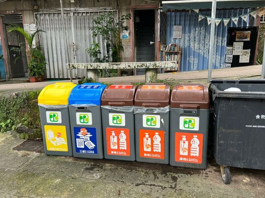 普通道32号近灯柱EB7593