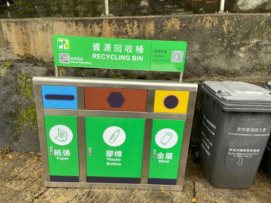 莲澳李屋灯柱V4509旁