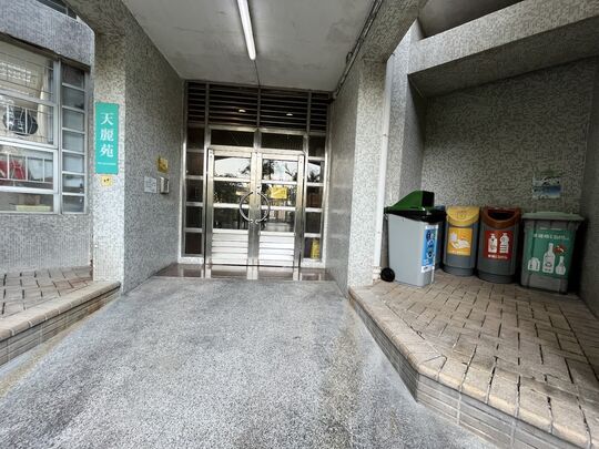 免「廢」暢飲飲品膠樽回收箱 - 天水圍天喜街11號天麗苑後門