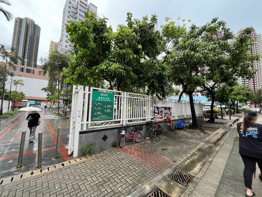 凤群径凤群街花园对出空地 （近好顺景大厦）