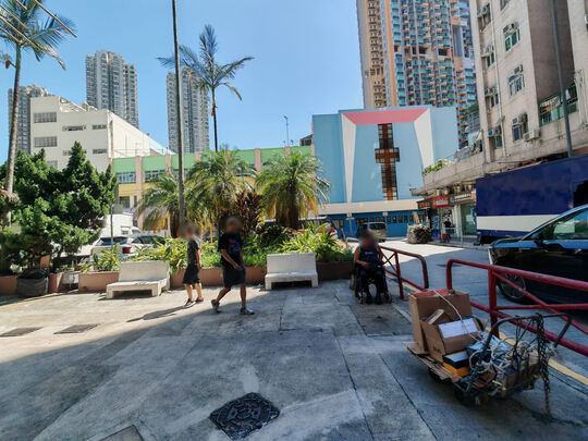 德政围（海盛大厦对面空地）