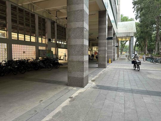 石湖墟街市（近上水公共图书馆）