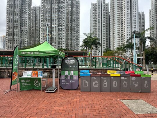 屯门恒富街近轻铁丰景园站行人路空地位置