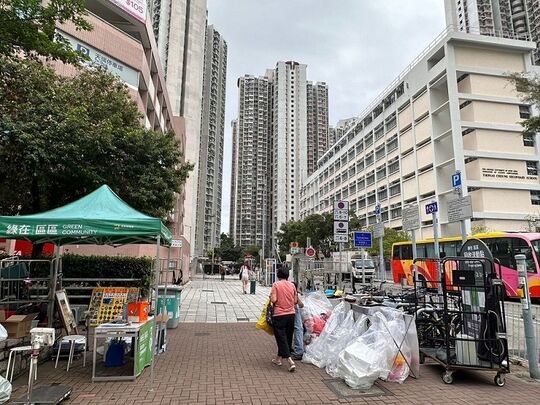 天水围天瑞街市侧停车场入口
