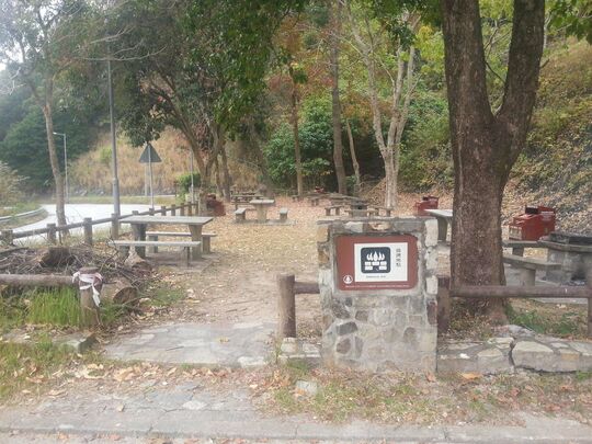 新娘潭路 船灣燒烤地點 - PCB607