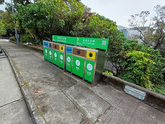 西贡飞霞路垃圾站(SK-4)侧